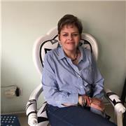 English teacher much expirience in teaching lived in Canada speaking And listening